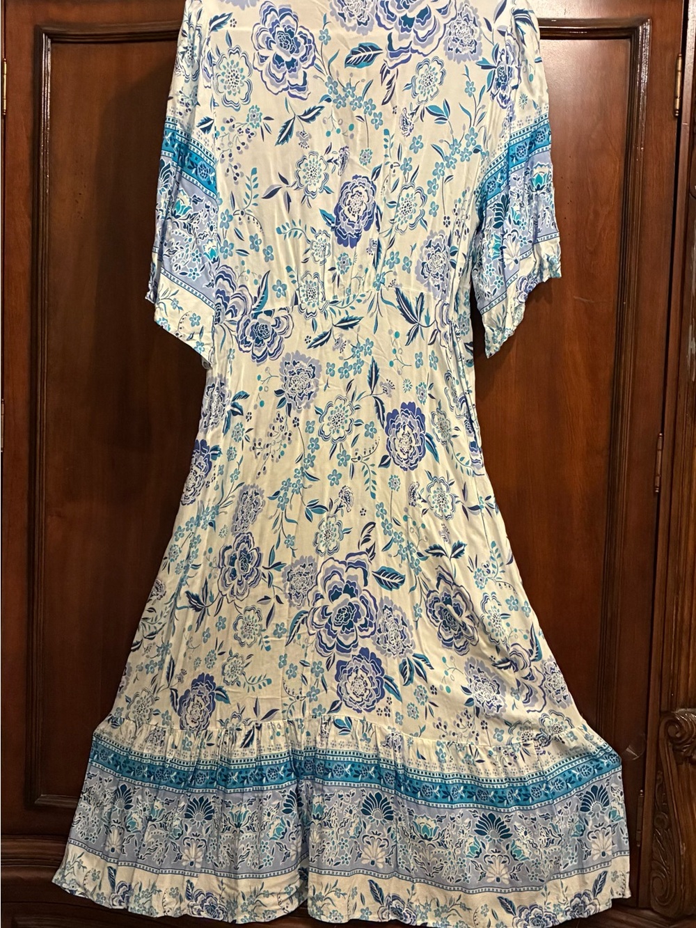 🩵 💙 Suzanne Betro Blue Floral Wrap Midi Dress 🩵💙